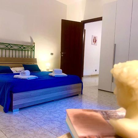 A Un Passo Dal Massimo 1 Apartment Palermo Luaran gambar
