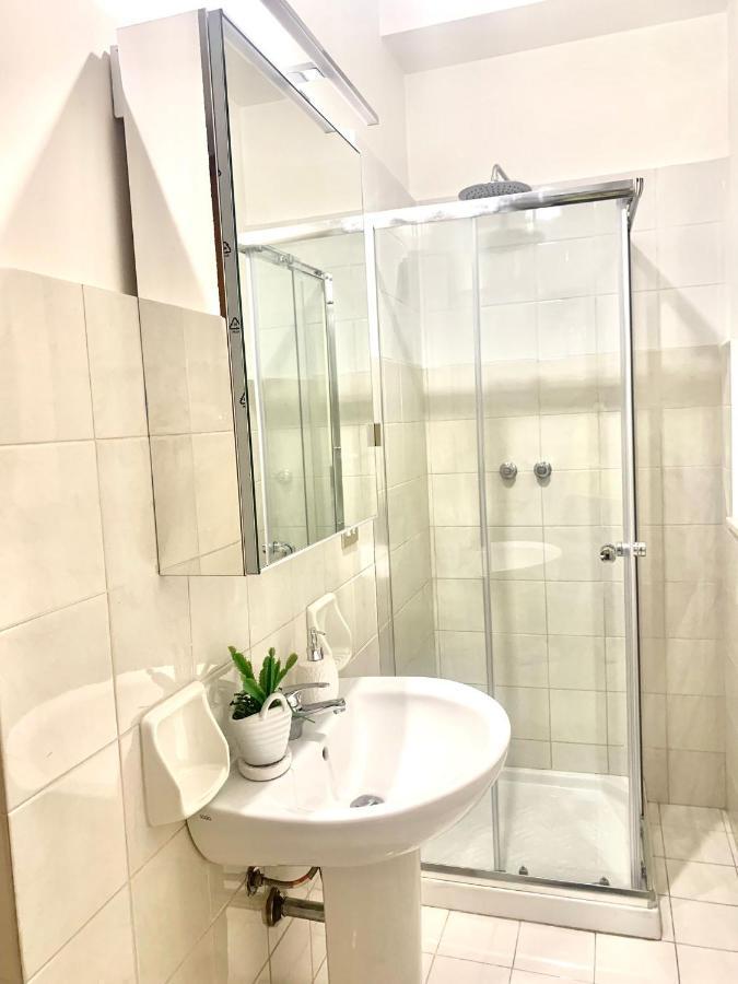 A Un Passo Dal Massimo 1 Apartment Palermo Luaran gambar